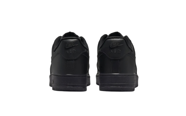 Nike Air Force 1 Triple Black - imagem 4