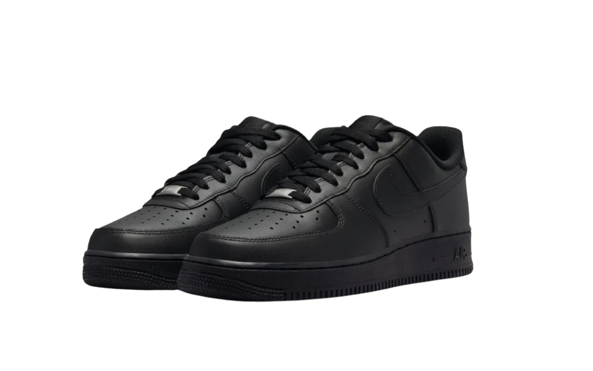 Nike Air Force 1 Triple Black - imagem 2