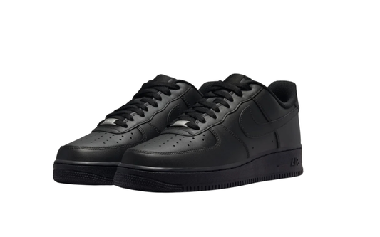Nike Air Force 1 Triple Black