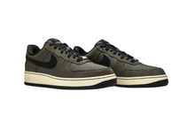 Nike Air Force 1 Low SP Ballistic x Undefeated - imagem 2