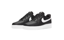 Nike Air Force 1 ’07 Low Black/White - imagem 2