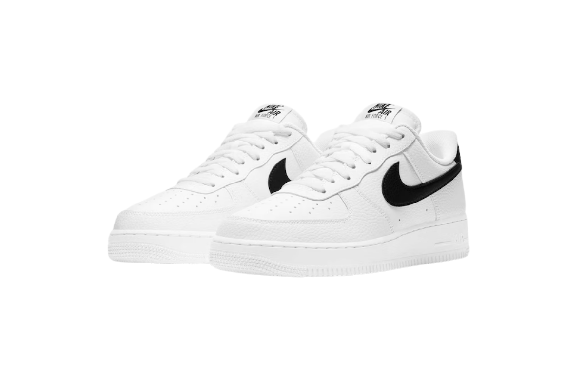 Nike Air Force 1 ’07 Low White/Black Swoosh - imagem 2