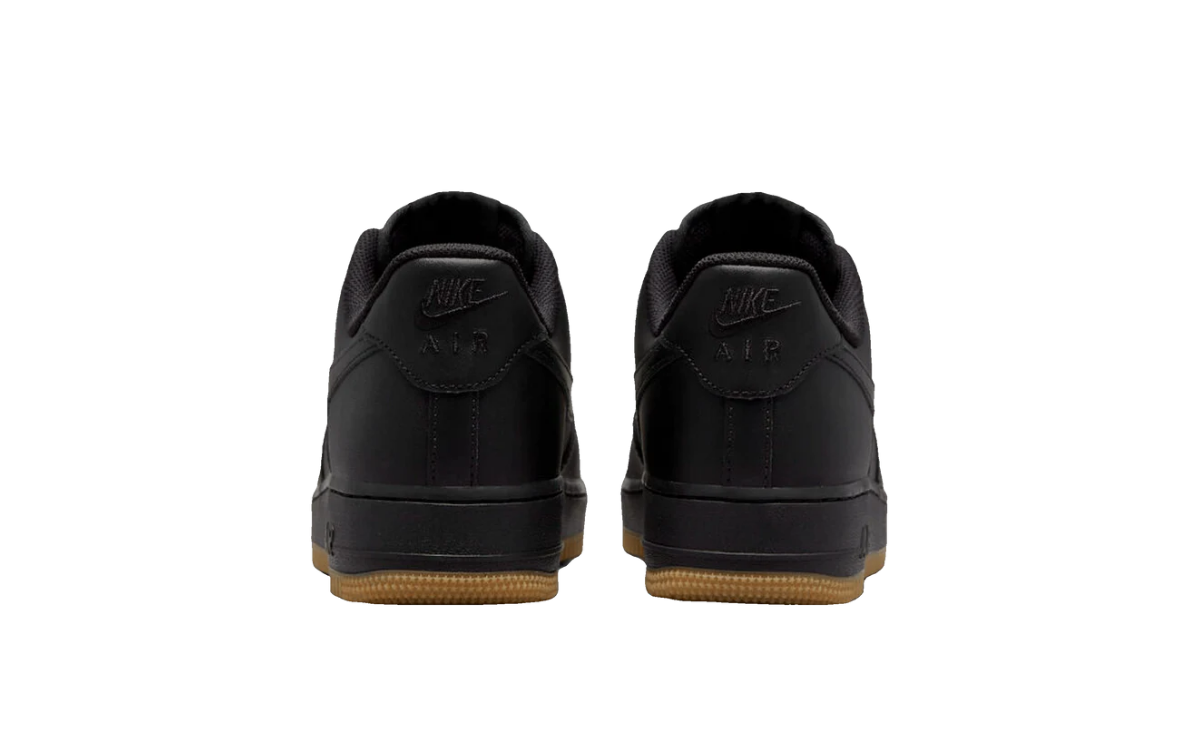 Nike Air Force 1 ’07 Low Black/Gum Sole - imagem 4