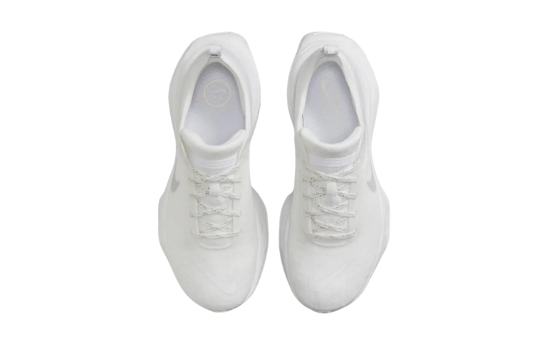 Nike ZoomX Invincible 3 Triple White - imagem 3