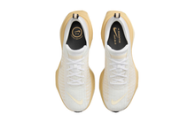 Nike ZoomX Invincible 3 White Gold - imagem 3