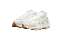 Sacai x Nike VaporWaffle White and Gum - imagem 2