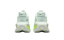 Nike Vomero Premium Barely Volt - imagem 3