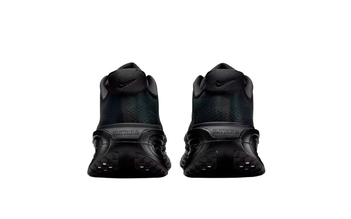 Nike Vomero Premium SP Black/Chrome Swoosh - imagem 3