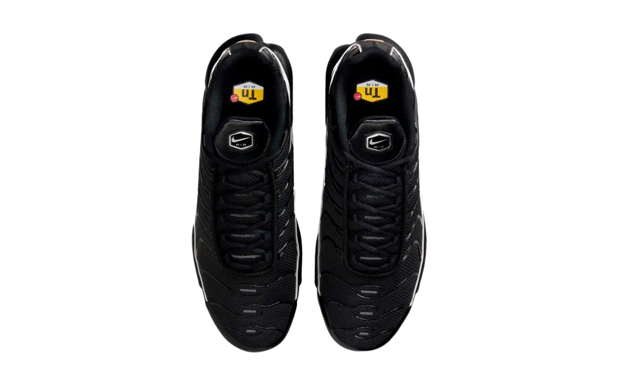 Nike Air Max Plus Triple Black - imagem 3