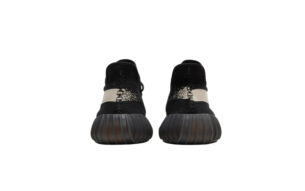 Yeezy Boost 350 v2 Oreo - imagem 3