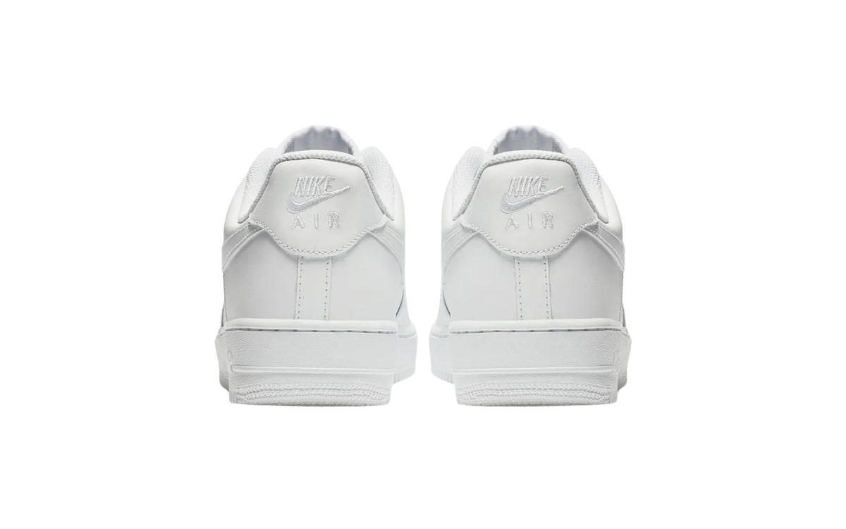 Nike Air Force 1 Triple White - imagem 4
