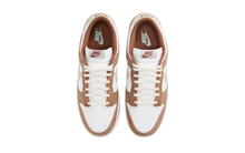 Nike Dunk Low Medium Curry - imagem 3