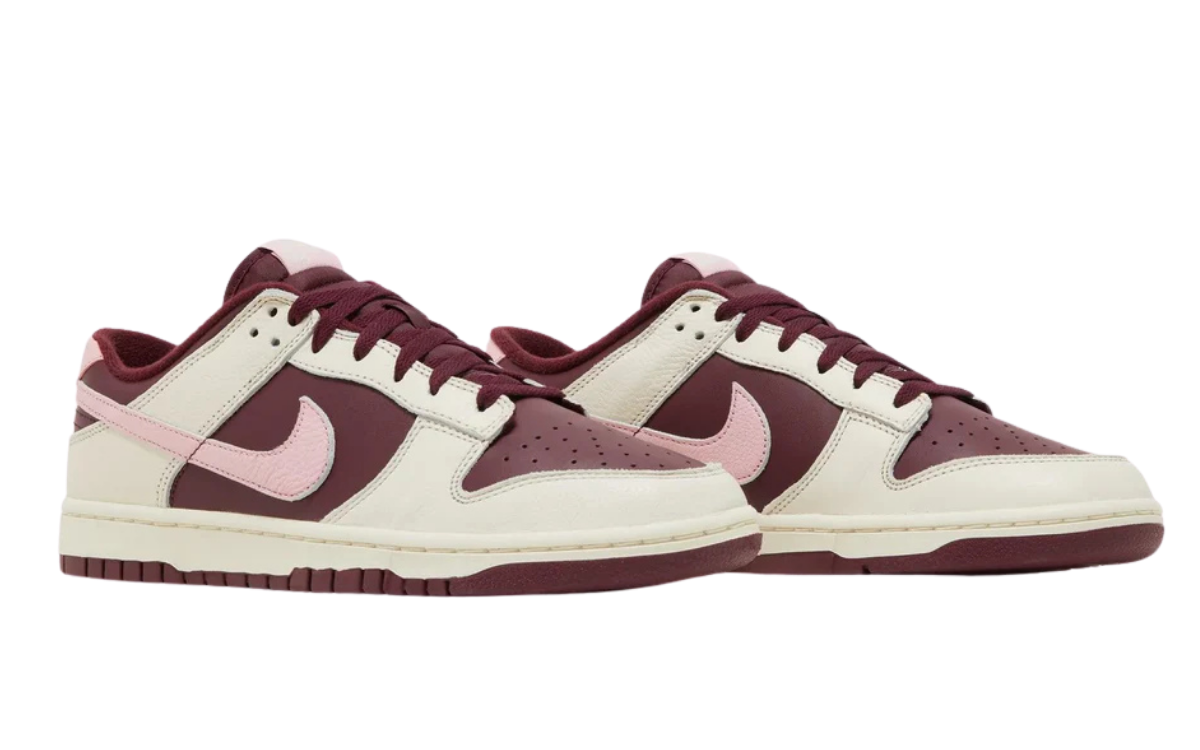 Nike Dunk Low Retro PRM Valentine's Day - imagem 2