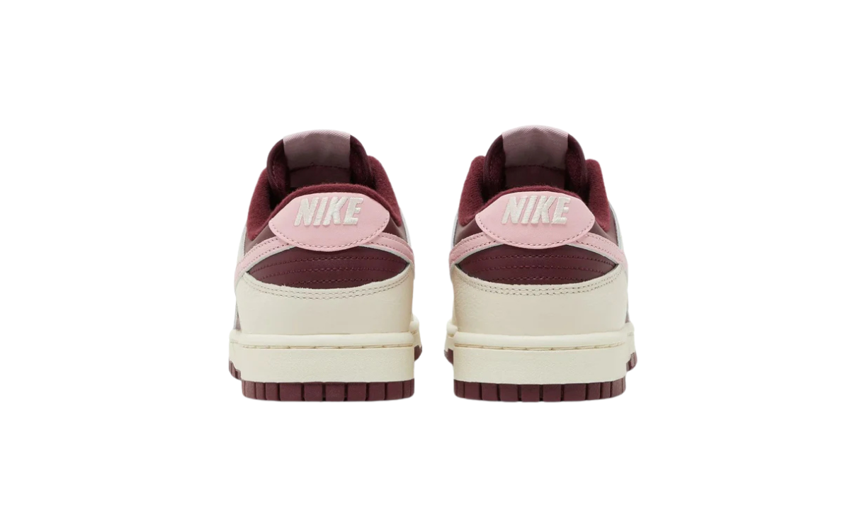 Nike Dunk Low Retro PRM Valentine's Day - imagem 3