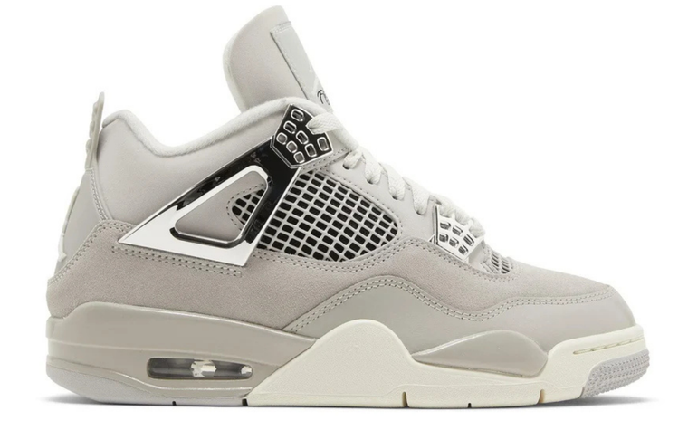 Air Jordan 4 Frozen Moments