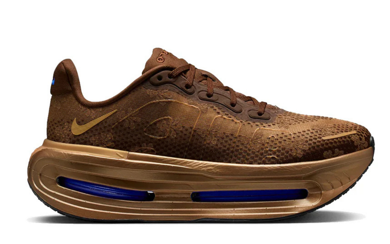Nike Vomero Premium Flat Stout