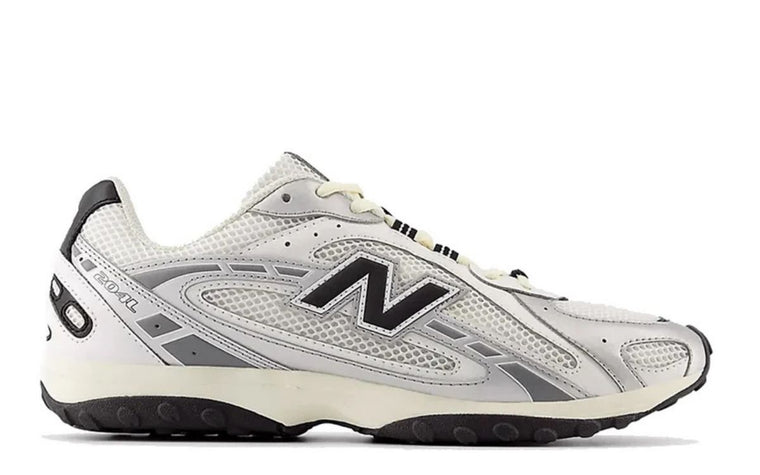 New Balance 204L Silver Metallic/Black