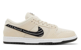 Albino & Preto x Nike Dunk Low Pearl White - imagem 1