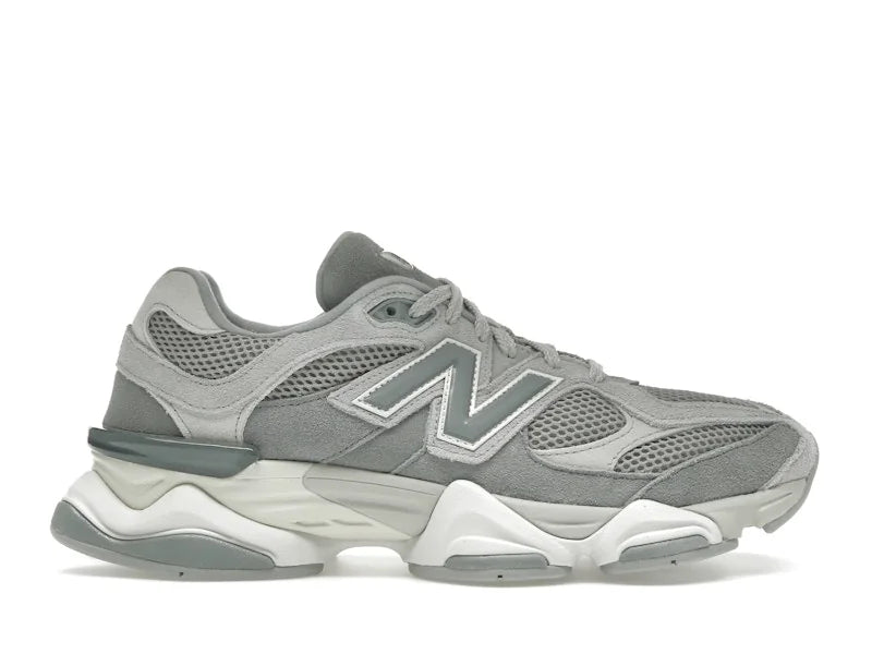 New Balance 9060 Light Gray em visualização 360°